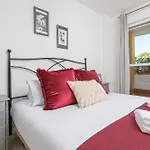 Wintowinrentals Boulevard Terrace بينالماذينا
